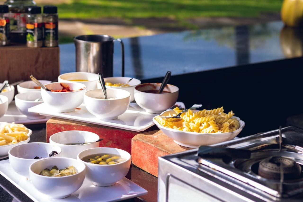 Mettuppālaiyam Avana Resort מראה חיצוני תמונה